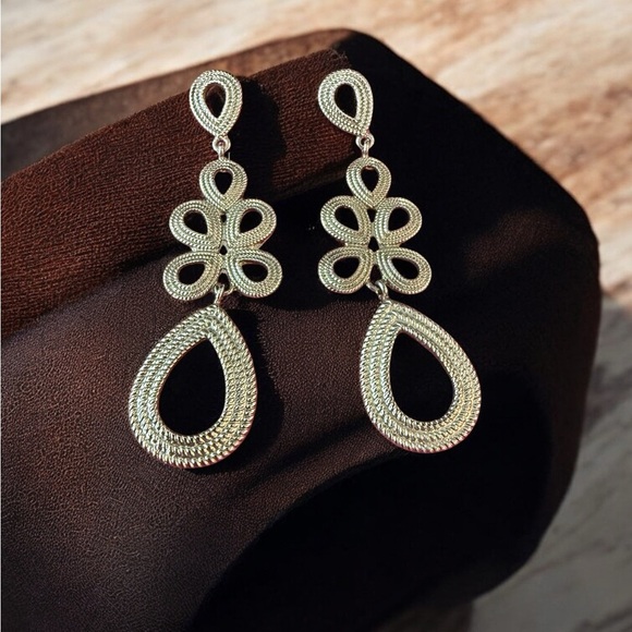 Elegant Silver Tone Drop Earrings - Picture 2 of 3